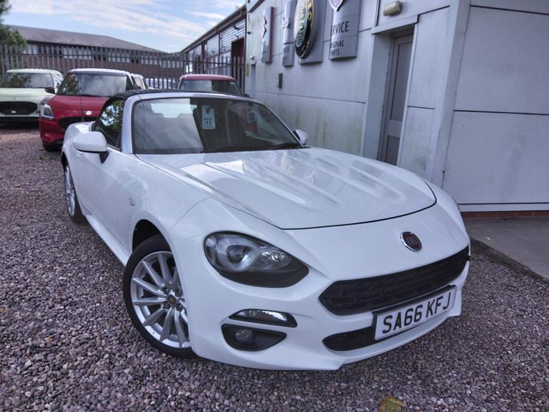 FIAT 124 SPIDER